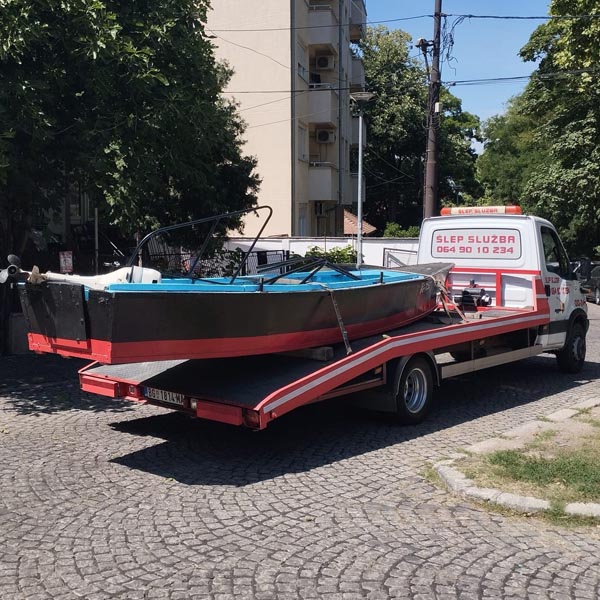 Šlepanje i prevoz čamaca Beograd
